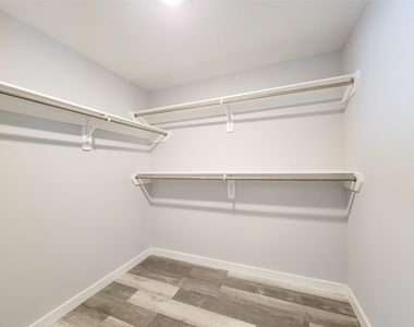 7202 Sandle Street - Photo Thumbnail 16