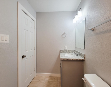 7202 Sandle Street - Photo Thumbnail 10