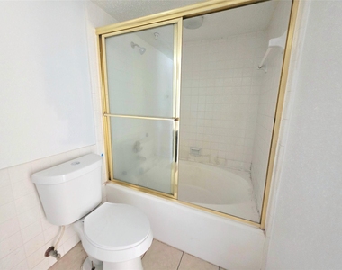 2826 S Bartell Drive - Photo Thumbnail 15