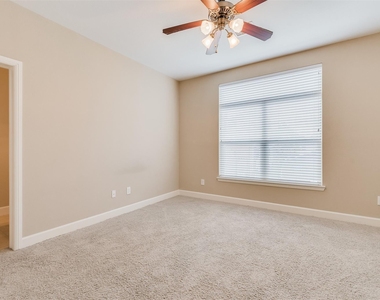 5807 Larkin Street - Photo Thumbnail 26