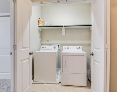 5807 Larkin Street - Photo Thumbnail 31