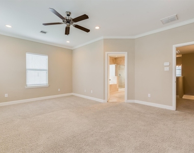 5807 Larkin Street - Photo Thumbnail 17