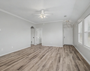19206 Terra Forest Court - Photo Thumbnail 3