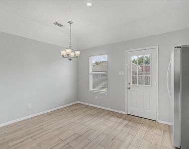 19206 Terra Forest Court - Photo Thumbnail 9