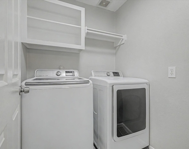 19206 Terra Forest Court - Photo Thumbnail 27