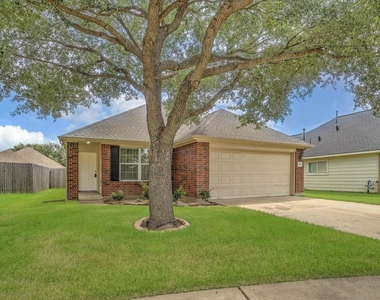 19206 Terra Forest Court - Photo Thumbnail 32