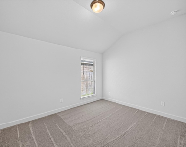 232 W Netleaf Court - Photo Thumbnail 25