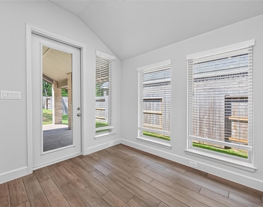 232 W Netleaf Court - Photo Thumbnail 19