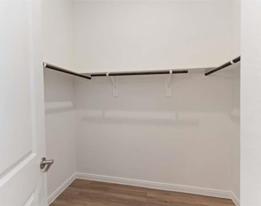 4710 Mallow Street - Photo Thumbnail 10