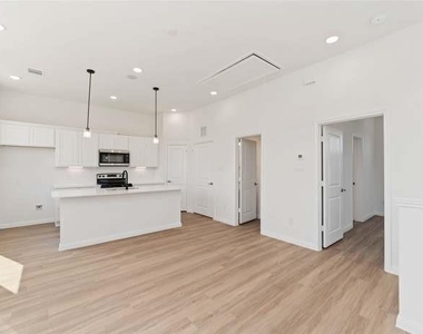 4710 Mallow Street - Photo Thumbnail 5