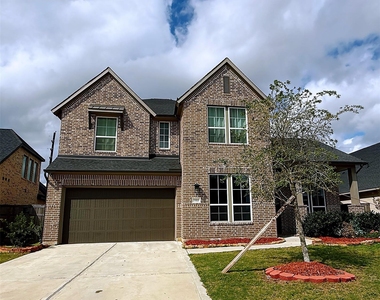 5918 Emerald Ranch Lane - Photo Thumbnail 1