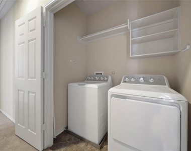 3323 Masters Point Drive - Photo Thumbnail 28