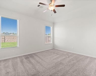 4234 Green Landing Drive - Photo Thumbnail 16