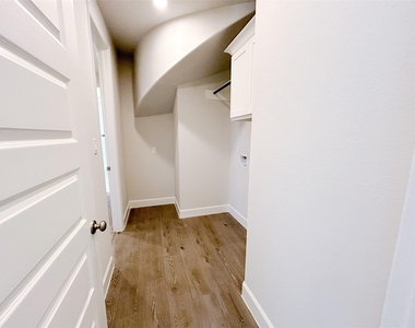 5406 Rocky Banks Way - Photo Thumbnail 5