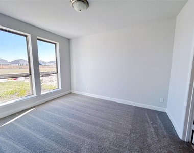 5406 Rocky Banks Way - Photo Thumbnail 7