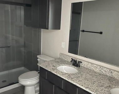 1664 Barrett Avenue - Photo Thumbnail 4
