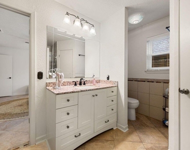 2306 Townhall Lane - Photo Thumbnail 4
