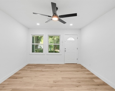 5023 Cosby Street - Photo Thumbnail 7