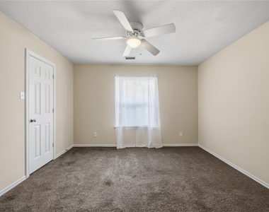 2951 Hackamore Hollow Lane - Photo Thumbnail 24