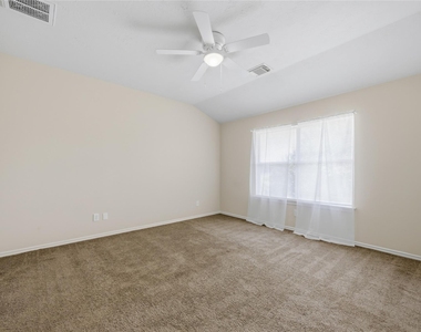 2951 Hackamore Hollow Lane - Photo Thumbnail 12