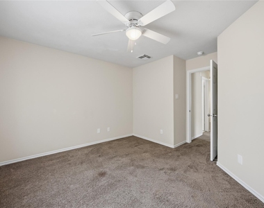 2951 Hackamore Hollow Lane - Photo Thumbnail 21