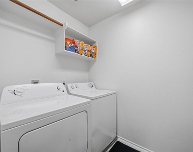 2951 Hackamore Hollow Lane - Photo Thumbnail 20