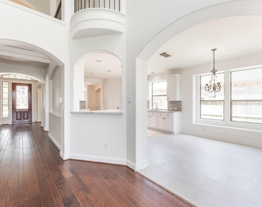19507 Gladewater Court - Photo Thumbnail 8
