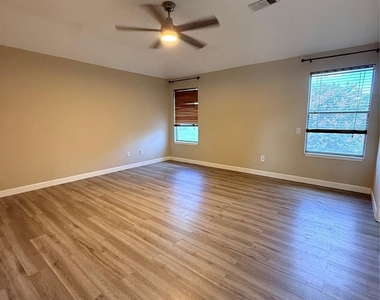 20823 Camphor Tree Drive - Photo Thumbnail 6