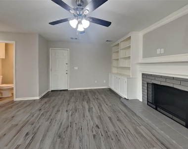 9530 Cabin Creek Drive - Photo Thumbnail 2
