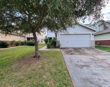 20759 Cypress Crescent Lane Lane - Photo Thumbnail 32