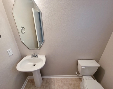 20759 Cypress Crescent Lane Lane - Photo Thumbnail 19