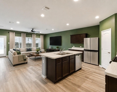 15556 Mallow Court - Photo Thumbnail 3