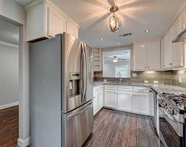 1510 Walton Street - Photo Thumbnail 21