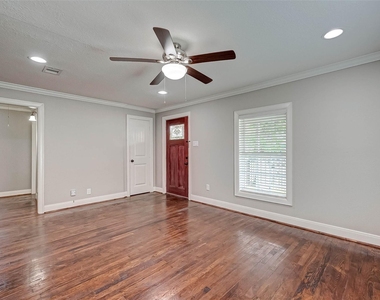 1510 Walton Street - Photo Thumbnail 6