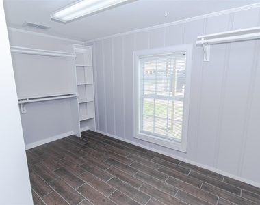1510 Walton Street - Photo Thumbnail 26