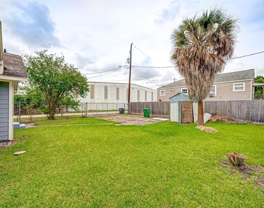 1510 Walton Street - Photo Thumbnail 23