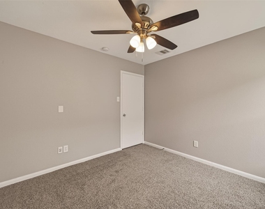 18302 Walden Gate Ln - Photo Thumbnail 28