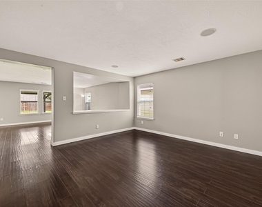 18302 Walden Gate Ln - Photo Thumbnail 8
