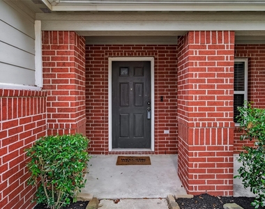 18302 Walden Gate Ln - Photo Thumbnail 4
