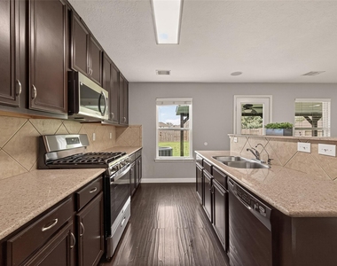 18302 Walden Gate Ln - Photo Thumbnail 21
