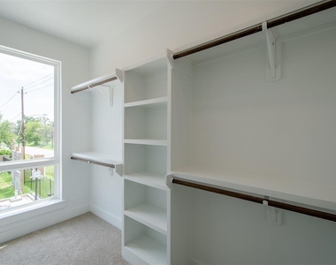 4507 Whitney Park Way - Photo Thumbnail 10