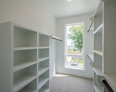 4507 Whitney Park Way - Photo Thumbnail 9