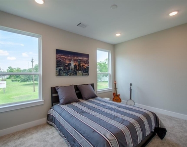4507 Whitney Park Way - Photo Thumbnail 13