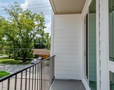4507 Whitney Park Way - Photo Thumbnail 7
