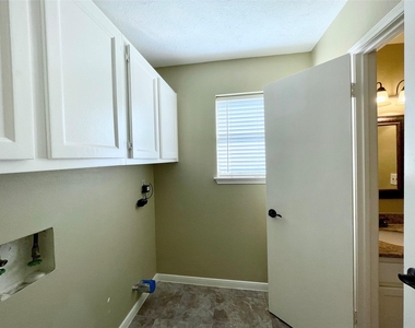 15006 Elmont Drive - Photo Thumbnail 27