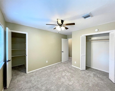 15006 Elmont Drive - Photo Thumbnail 31