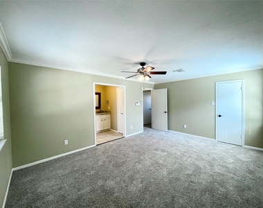15006 Elmont Drive - Photo Thumbnail 39