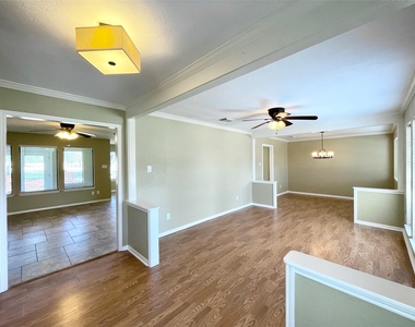 15006 Elmont Drive - Photo Thumbnail 13