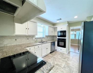 15006 Elmont Drive - Photo Thumbnail 24