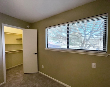 15006 Elmont Drive - Photo Thumbnail 36